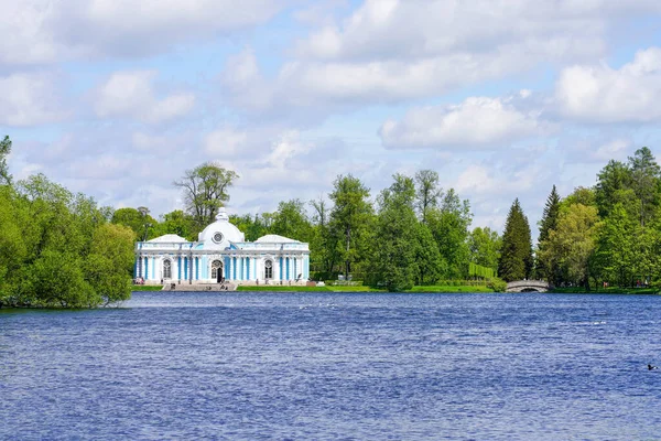2021 Rússia São Petersburgo Vista Salão Ilha Pavilhão Parque Catherine — Fotografia de Stock