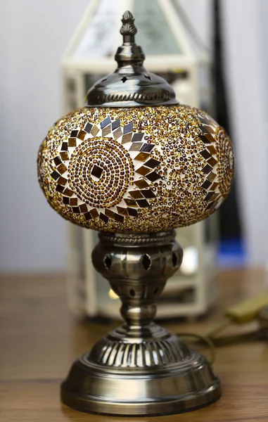 Mosaikbordslampa Glas Närbild Mosaik Lampa Arabisk Stil Mycket Elegant Traditionell — Stockfoto