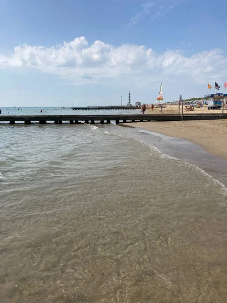 Yazın Jesolo sahilinde.