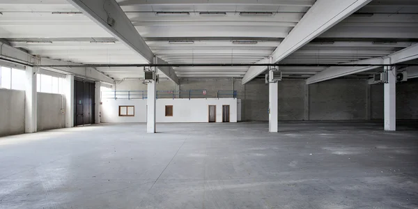 Empty factory space — Stock Photo, Image
