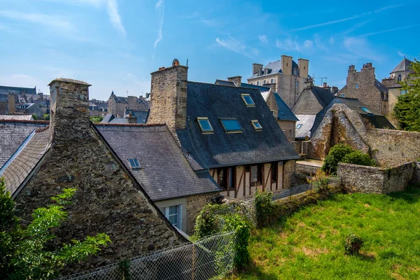 Dinan historic town in Brittany, France — Stock Photo, Image