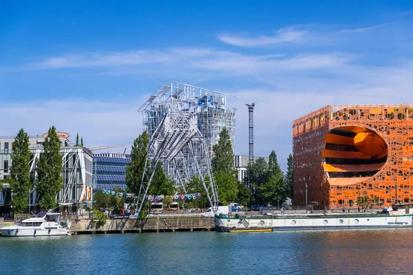 Lyon Fransa Ağustos 2019 Lyon Daki Confluence Limanı Ndaki Turuncu — Stok fotoğraf