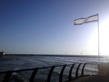 Tel Aviv setin İsrail bayrağı