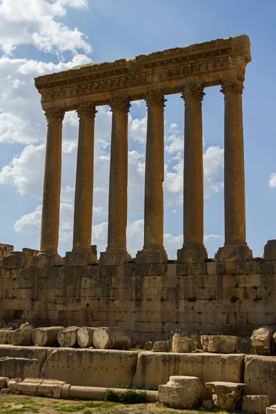 Baalbek, Built Structure, Cultures, Quarry, Nature, Lebanese Culture, Outdoors, Travel Destinations, Architecture, Famous Place, National Landmark, Old, Lebanon - Country, Rock - Object, Architectural Column, Travel Locations, Gate, Old Ruin, Monumen — Stock Photo, Image