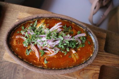 Gürcü Solyanka bir restoranda