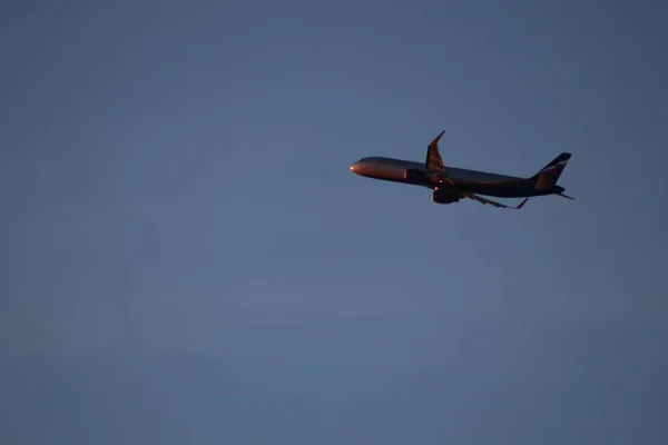 Aereo Nel Cielo — Foto Stock