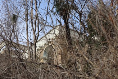 harabe kalenin duvarları