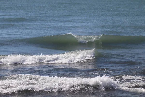 Welle Bricht Strand — Stockfoto