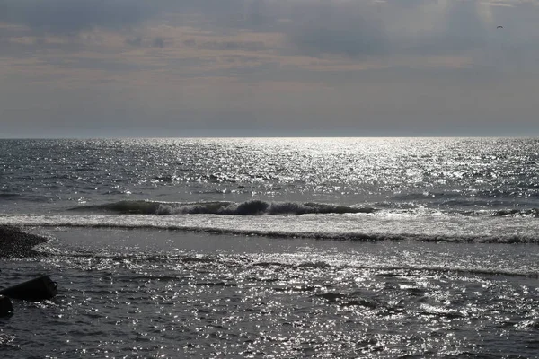 海浪在海滩上破浪 — 图库照片