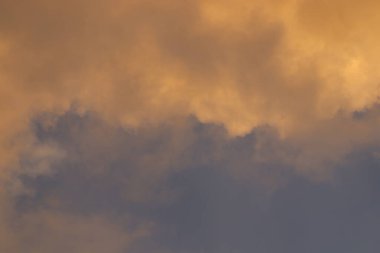 Gün batımındaki bulutlar