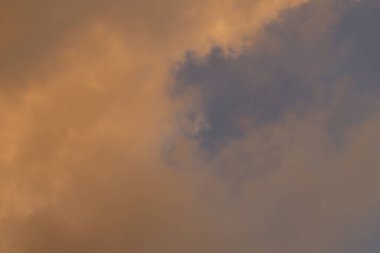 Gün batımındaki bulutlar