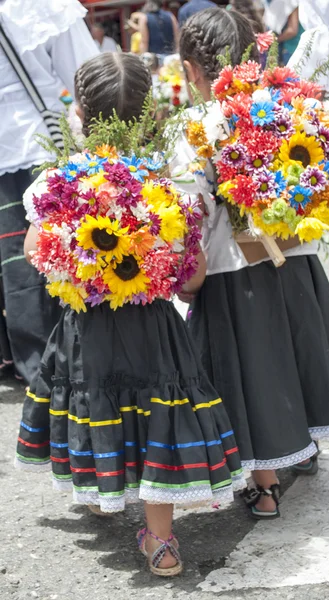 Colombien juste fleur enfant Image En Vente