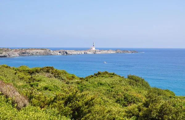 Prachtig uitzicht over Menorca eiland strand - trip naar het eiland Baleric in Spanje — Stockfoto