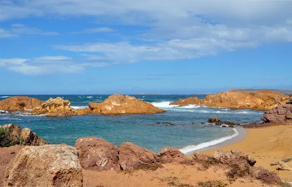 巴利阿里岛在西班牙梅诺卡岛海滩-令人惊叹的美景之旅 — 图库照片