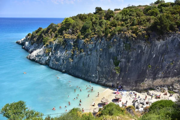 Turkuaz Suyu Olan Güzel Kayalık Kıyılar Zakynthos Adası — Stok fotoğraf