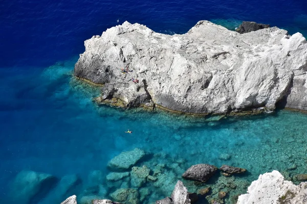 Красивий Вид Скелі Морській Воді — стокове фото