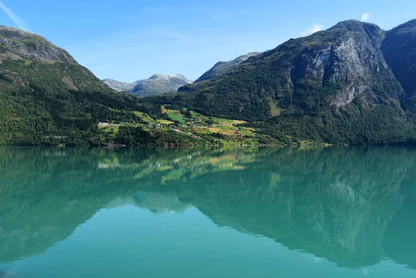 Vista Panorámica Lago Noruega Montañas Valle — Foto de Stock