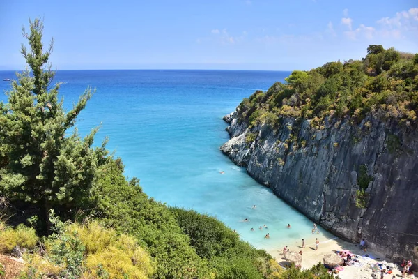 Turkuaz Suyu Olan Güzel Kayalık Kıyılar Zakynthos Adası — Stok fotoğraf