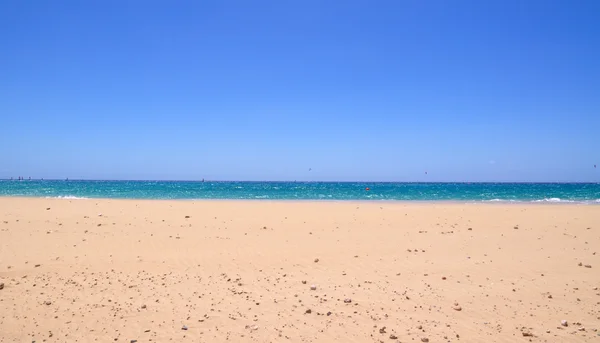 Playa de Costa Calma en isla Fuerteventura — Foto de Stock