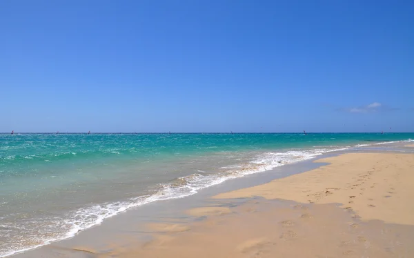 Costa Calma praia na ilha de Fuerteventura — Fotografia de Stock