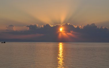 gündoğumu ve bulutlar