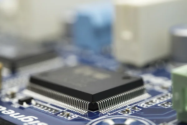 Chip de computadora electrónica de cerca — Foto de Stock