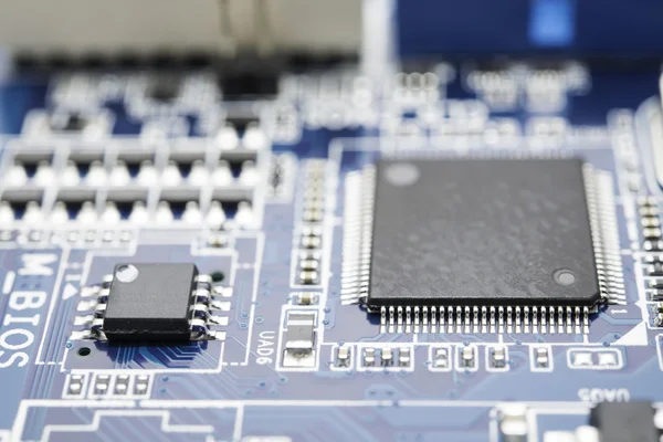 Elektronik bilgisayar çipi