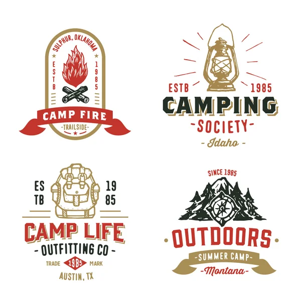 Zestaw Retro odznaki odkryty Camping — Wektor stockowy