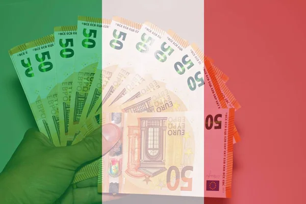 Italiaanse Vlag Met Eurobankbiljetten Als Achtergrond — Stockfoto