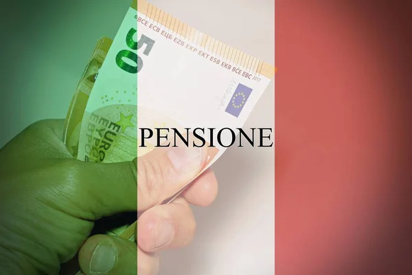Italiaanse Vlag Met Bankbiljetten Als Achtergrond Met Tekst Pensione Concept — Stockfoto