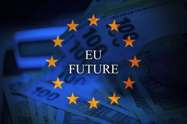 Avrupa bayrağı üzerine ECB metni. Avro Bölgesi bankacılık, parasal yönetim ve mali politika konsepti