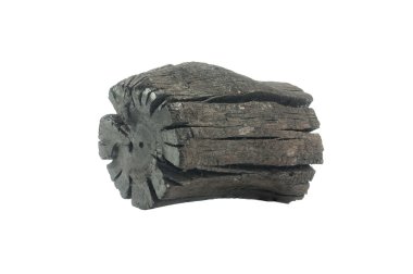 ahşap izole üzerinde beyaz artalan yapılan kömür