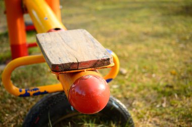 Tahterevalli Bahçesi kadar kapatın