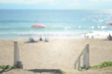 Bulanıklık tropikal günbatımı plaj arka plan yolu yürüyüş.