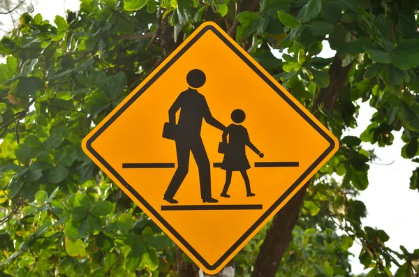 School sign.Traffic symbol. — Stock Photo, Image