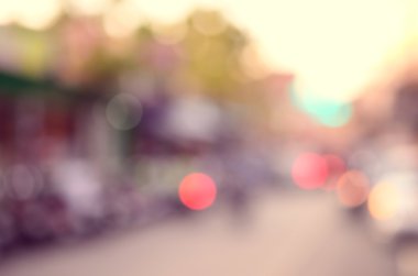 Trafik yol ile bokeh ışık arka plan bulanıklık.