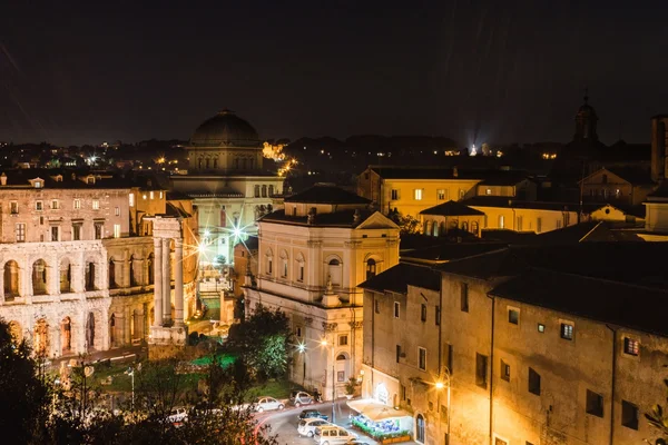 Roma por la noche. Italia — Foto de Stock