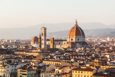 Floransa, Toskana, İtalya Piazzale Michelangelo akşam Duomo Santa Maria Del Fiore ve Bargello