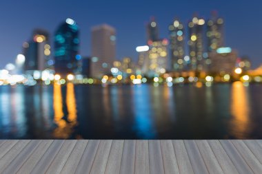 Ofis Binası açılış ahşap zemin, bulanık bokeh ışıklar