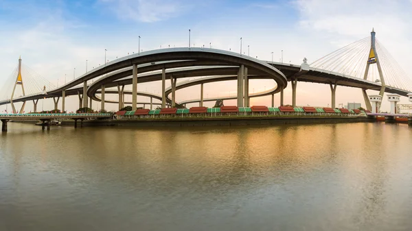 Panorama Twin Suspension bridge connect to highway interchange — Stock Photo, Image