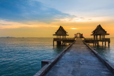 Deniz tapınakta terk 