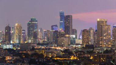 Ofis Binası ışıklar gece