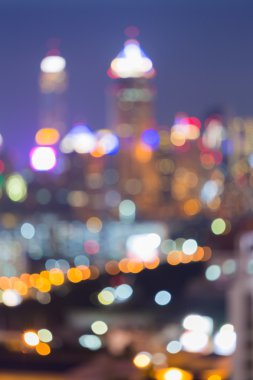 Gece bulanık bokeh ofis merkezi iş şehir ışıkları, bedende arka plan soyut