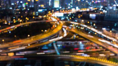 Bulanık bokeh ışıklar şehir deyimleri karayolu gece görünümü