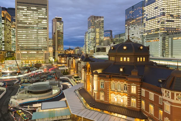 Luftaufnahme, Tokio Hauptbahnhof im zentralen Geschäftsbereich — Stockfoto