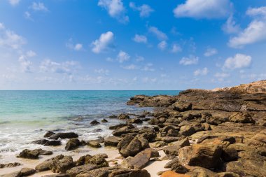 Sahil taşın doğal plaj