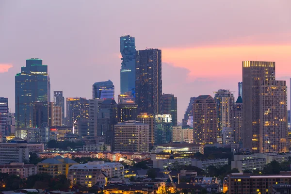 Şehir ve idari bina