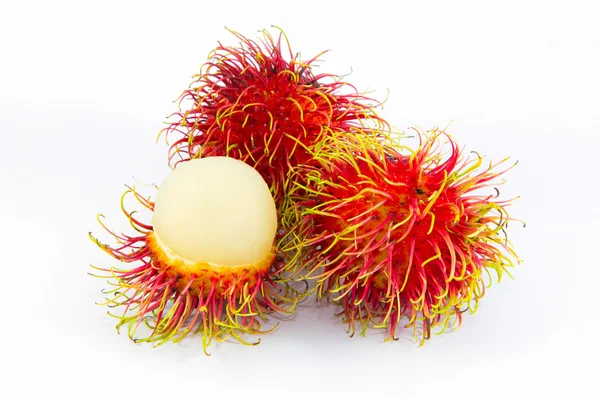 Beyaz üzerine taze Rambutan