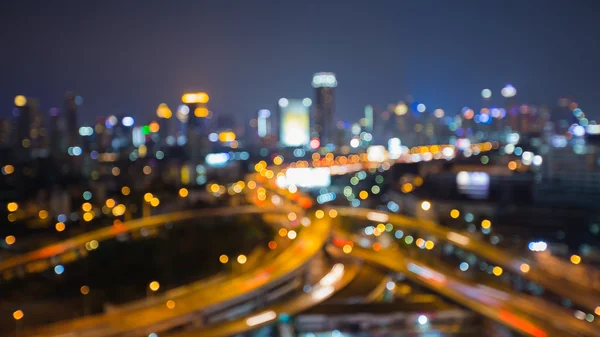 Bulanık ışıklar gece görünümü city ve otoyol deyimleri — Stok fotoğraf