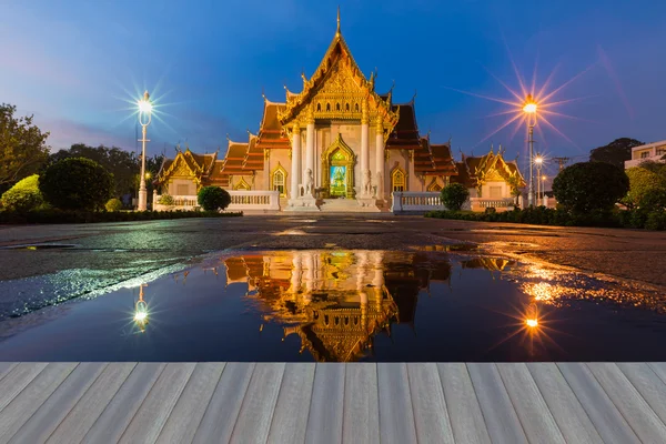 大理石寺，在泰国曼谷地标最公共的旅游目的地 — 图库照片